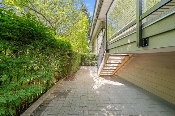 15 3150 Sunnyhurst Road, North Vancouver For Sale - image 39