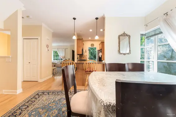15 3150 Sunnyhurst Road, North Vancouver For Sale - image 8