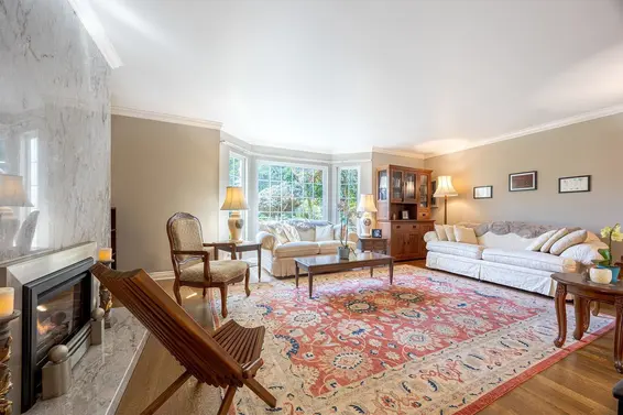 539 Newcroft Place, West Vancouver For Sale - image 4