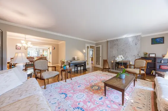 539 Newcroft Place, West Vancouver For Sale - image 6