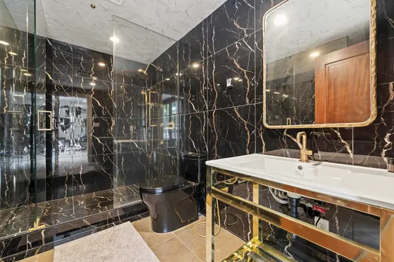 1075 Groveland Road, West Vancouver For Sale - image 27