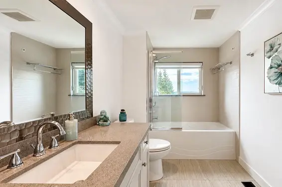 4785 Estevan Place, West Vancouver For Sale - image 39