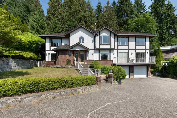 2362 Westhill Drive, West Vancouver