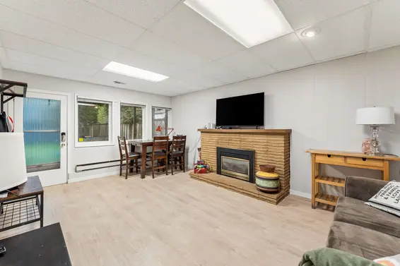 1187 West 23 Street, North Vancouver For Sale - image 25