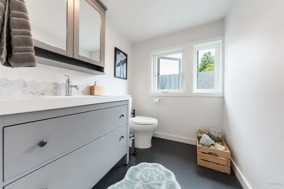 1866 Bowser Avenue, North Vancouver For Sale - image 29