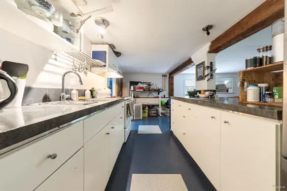 1866 Bowser Avenue, North Vancouver For Sale - image 37