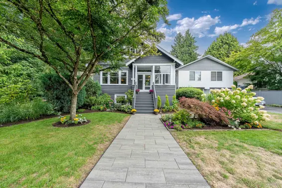 1866 Bowser Avenue, North Vancouver For Sale - image 38