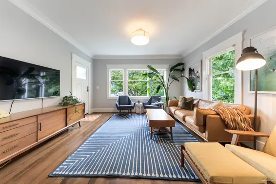 1866 Bowser Avenue, North Vancouver For Sale - image 9