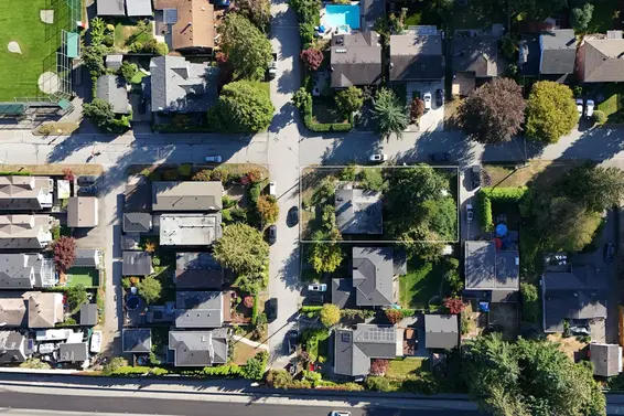 2405 Lloyd Avenue, North Vancouver For Sale - image 7