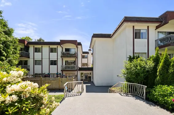 102 135 West 21st Street, North Vancouver