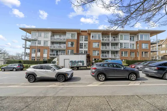 305 717 Chesterfield Avenue, North Vancouver