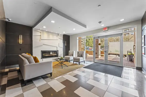 305 717 Chesterfield Avenue, North Vancouver For Sale - image 3