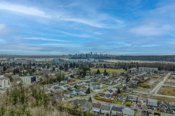 2104 200 Klahanie Court, West Vancouver For Sale - image 26