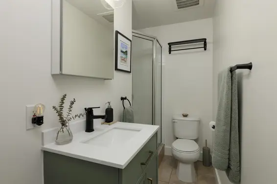 201 118 West 22 Street, North Vancouver For Sale - image 15