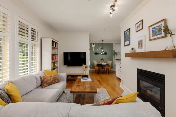 201 118 West 22 Street, North Vancouver For Sale - image 9