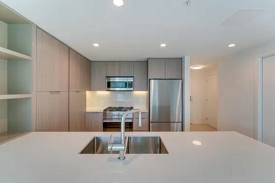601 1471 Hunter Street, North Vancouver For Sale - image 8