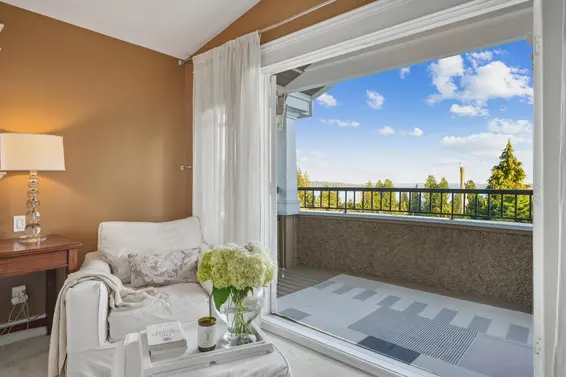 2531 Mathers Avenue, West Vancouver For Sale - image 19