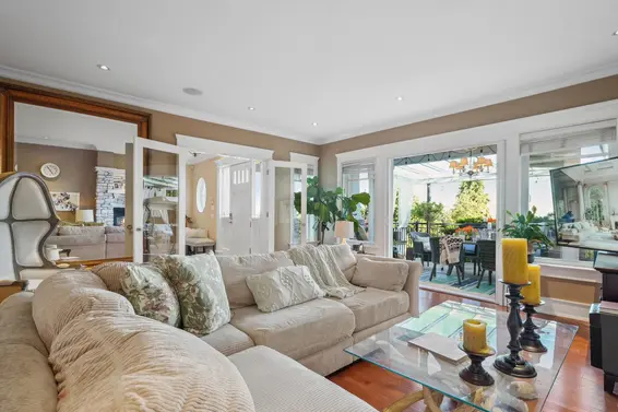 2531 Mathers Avenue, West Vancouver For Sale - image 8