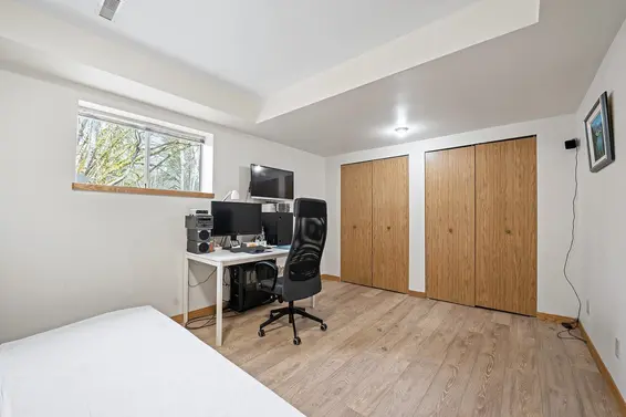 4130 Russell Court, North Vancouver For Sale - image 27