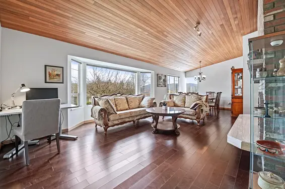 4130 Russell Court, North Vancouver For Sale - image 7