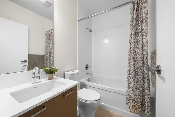402 1182 West 16th Street, North Vancouver For Sale - image 12