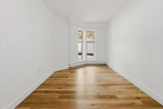 102 235 West 4th Street, North Vancouver For Sale - image 19