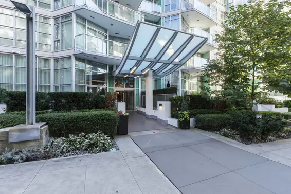 608 199 Victory Ship Way, North Vancouver For Sale - image 25