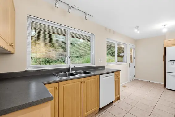 315 Stevens Drive, West Vancouver For Sale - image 21