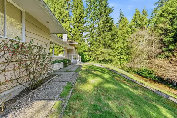 315 Stevens Drive, West Vancouver For Sale - image 36