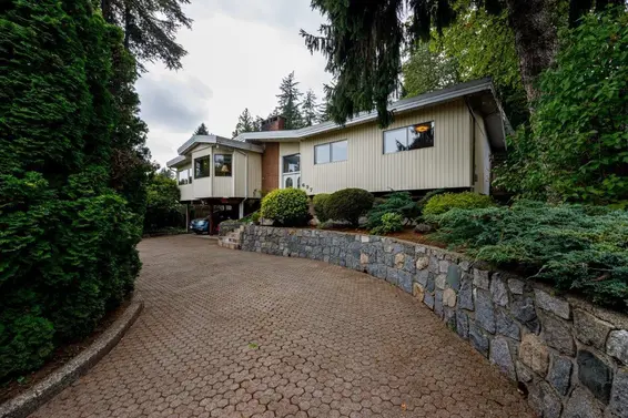 697 Plymouth Drive, North Vancouver For Sale - image 31