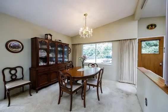 697 Plymouth Drive, North Vancouver For Sale - image 6