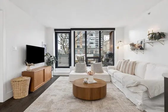 303 150 West 15th Street, North Vancouver For Sale - image 14