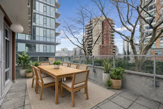 303 150 West 15th Street, North Vancouver For Sale - image 27