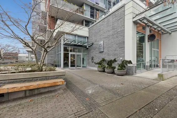 303 150 West 15th Street, North Vancouver For Sale - image 35