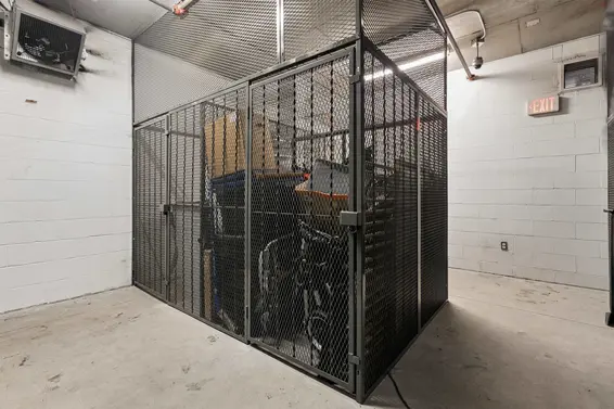 303 150 West 15th Street, North Vancouver For Sale - image 38