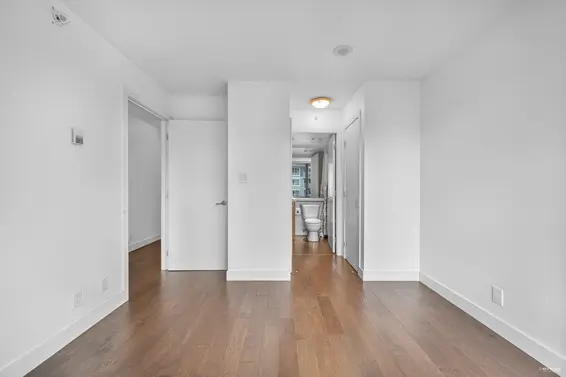605 151 West 2nd Street, North Vancouver For Sale - image 12