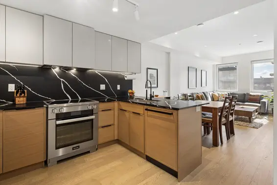 2 632 East 3rd Street, North Vancouver For Sale - image 14