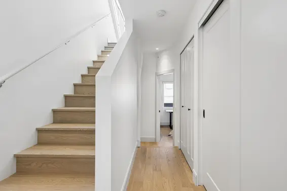 2 632 East 3rd Street, North Vancouver For Sale - image 15