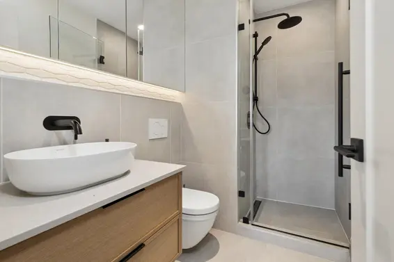 2 632 East 3rd Street, North Vancouver For Sale - image 19