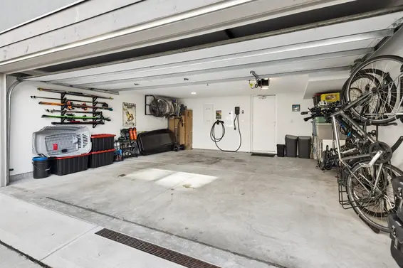 2 632 East 3rd Street, North Vancouver For Sale - image 40