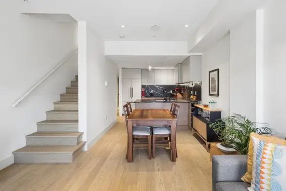 2 632 East 3rd Street, North Vancouver For Sale - image 7