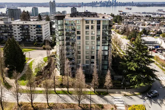 PH8 683 West Victoria Park, North Vancouver For Sale - image 2