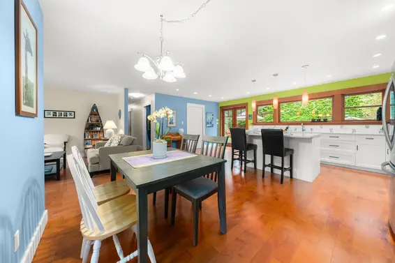 1085 Edgewood Road, North Vancouver For Sale - image 11