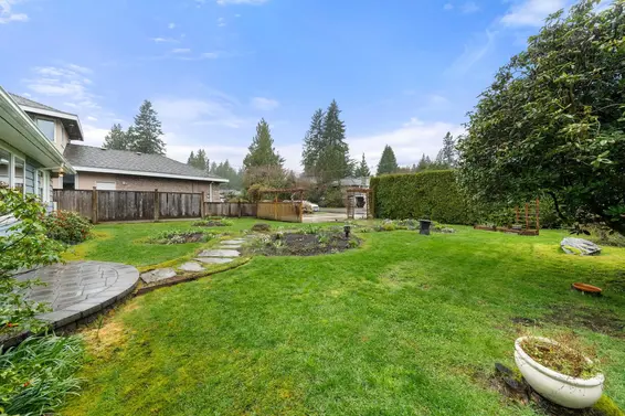 1085 Edgewood Road, North Vancouver For Sale - image 36