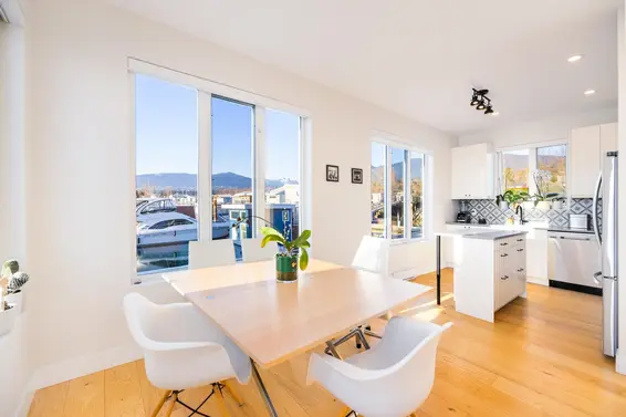 JNW04 415 Esplanade W, North Vancouver For Sale - image 15