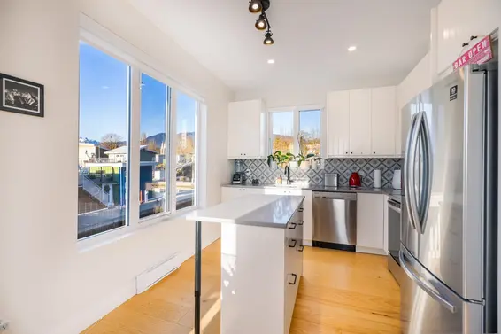 JNW04 415 Esplanade W, North Vancouver For Sale - image 17