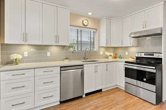 22 2133 St. Georges Avenue, North Vancouver For Sale - image 5