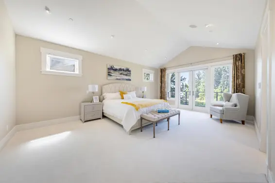 2645 Rosebery Avenue, West Vancouver For Sale - image 17