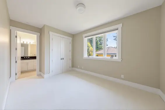 2645 Rosebery Avenue, West Vancouver For Sale - image 21
