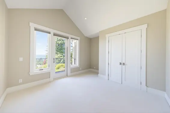 2645 Rosebery Avenue, West Vancouver For Sale - image 25
